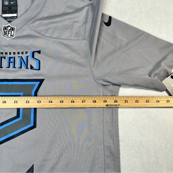 NFL Tennessee Titans Men's Gray Jersey with Blue Accents - Picture 5 of 5
